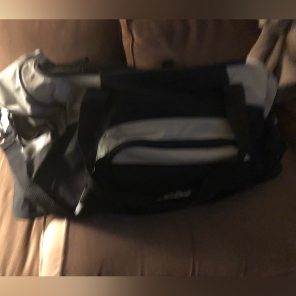 Rare! OSH Hardware 75th Anniversary Duffle Bag- 709 $65 or $60 w/offer - Picture 3 of 3